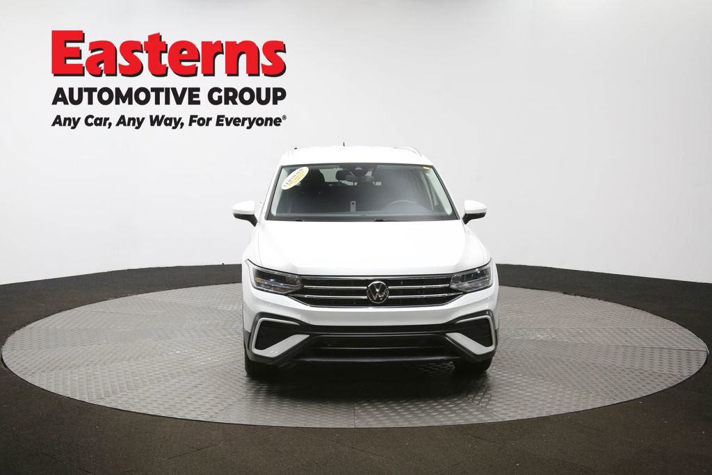 Used 2023 Volkswagen Tiguan SE image 50
