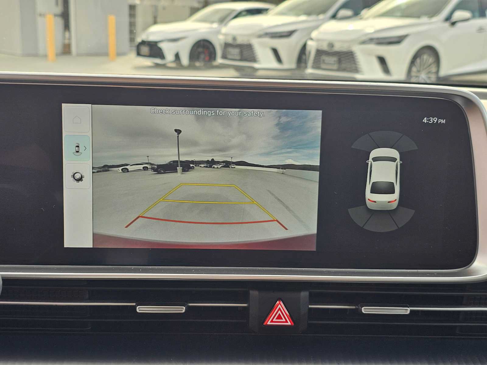 Used 2024 Hyundai Ioniq 6 SE RWD image 26
