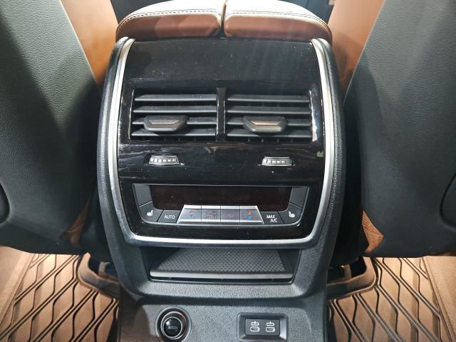Used 2019 BMW X7 xDrive50i w/ Dynamic Handling Package image 36
