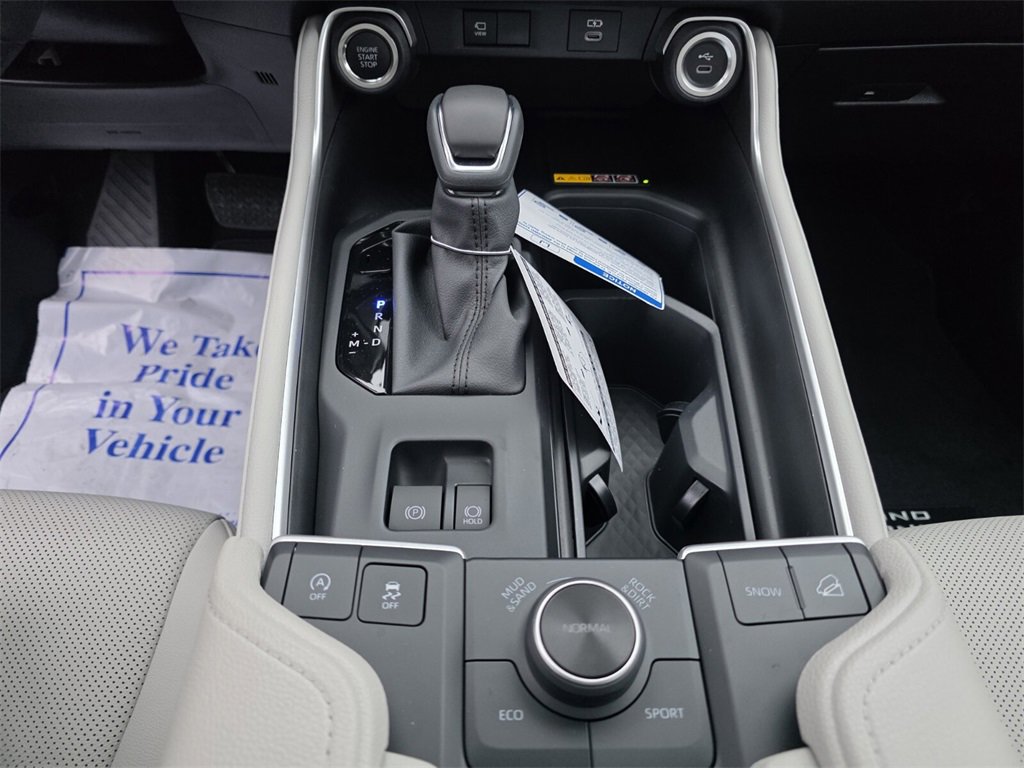 New 2026 Toyota Grand Highlander Platinum image 29