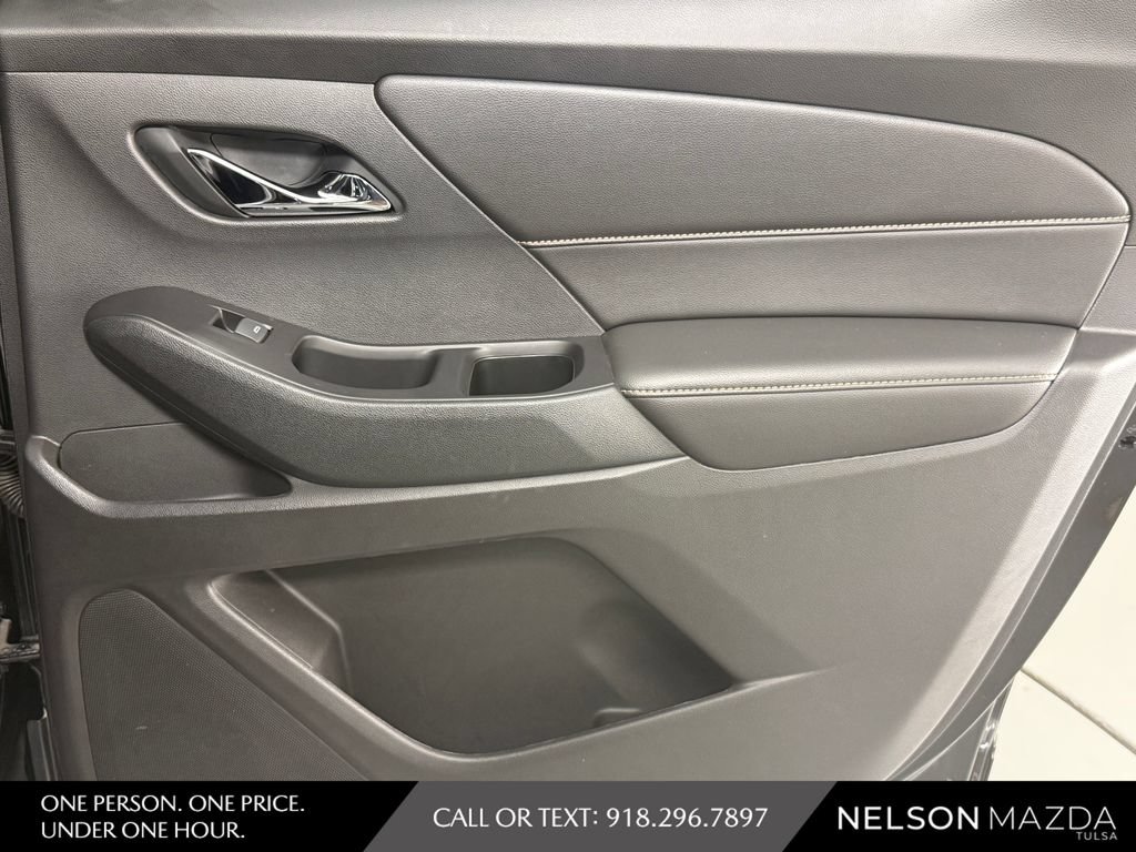 Used 2019 Chevrolet Traverse LS FWD image 37
