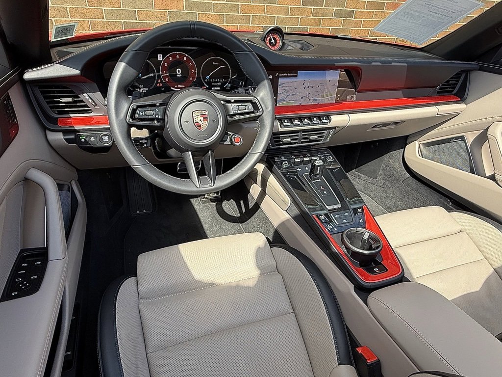 Certified 2025 Porsche 911 Carrera image 13