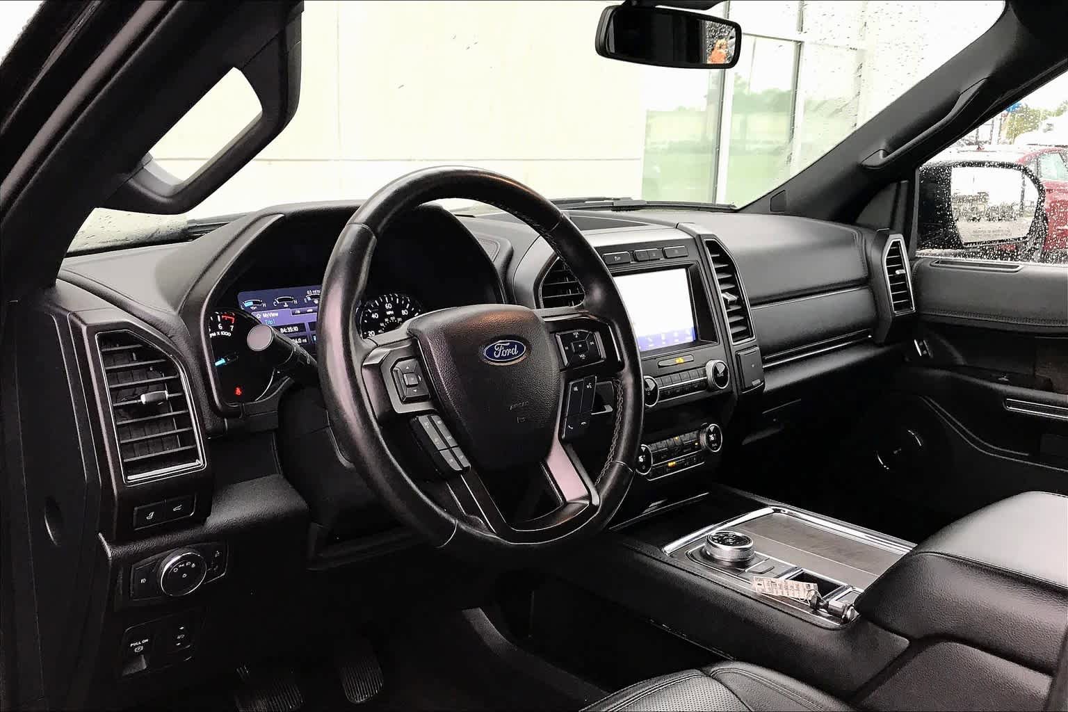 Used 2020 Ford Expedition Limited RWD image 18
