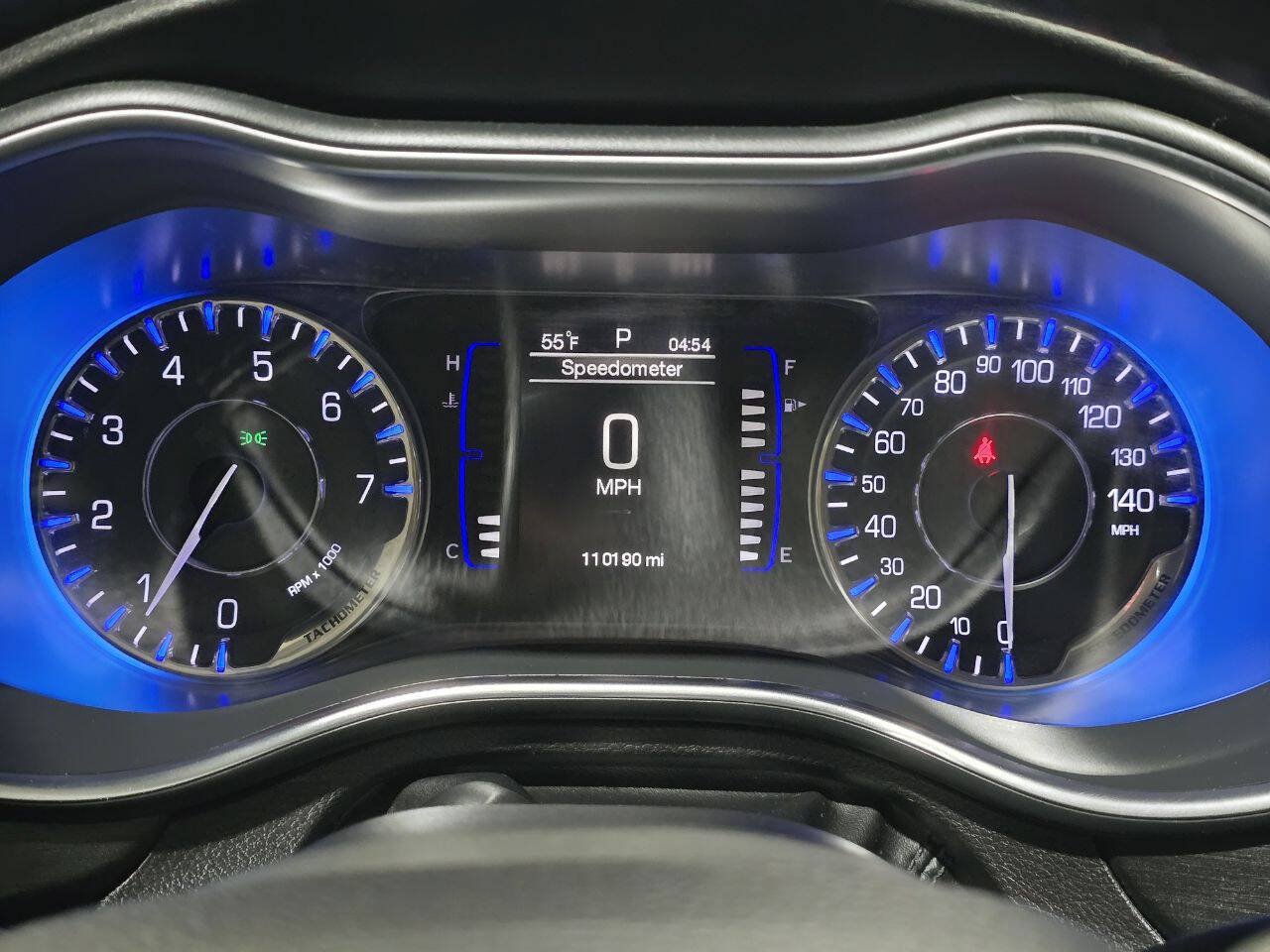 Used 2015 Chrysler 200 Limited w/ Convenience Group FWD image 32