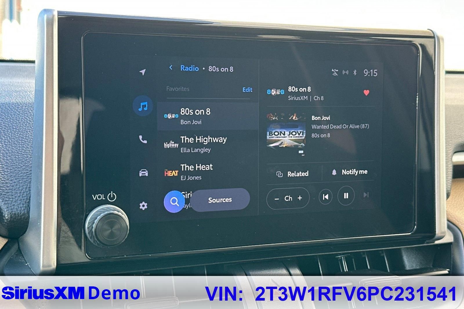 Used 2023 Toyota RAV4 XLE image 39