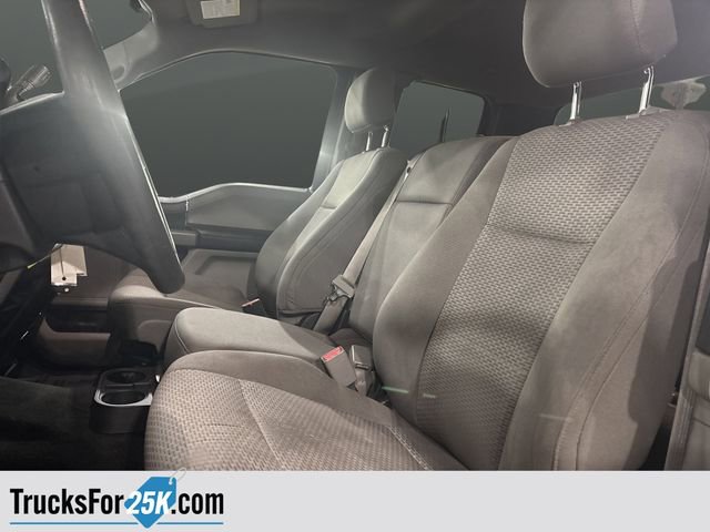 Used 2015 Ford F150 XLT image 4