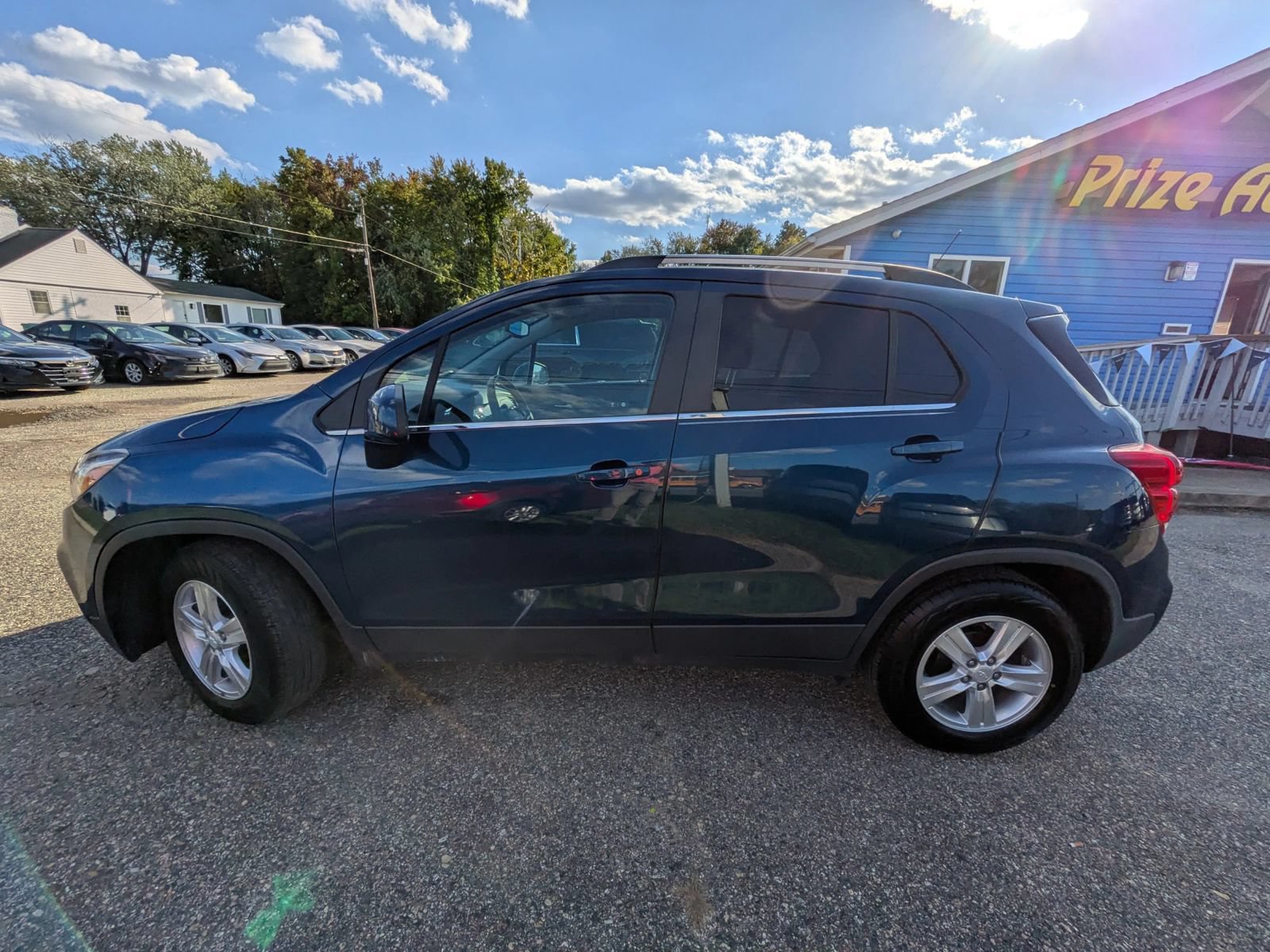 Used 2020 Chevrolet Trax LT FWD image 3