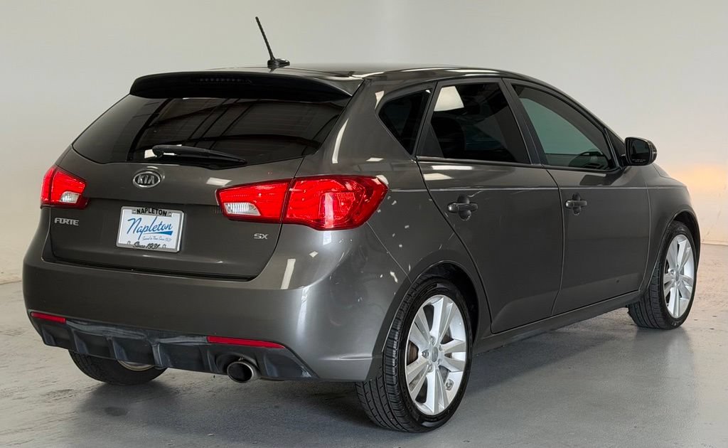 Used 2013 Kia Forte SX w/ Leather Pkg FWD image 3