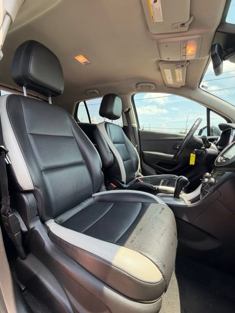 Used 2016 Chevrolet Trax LTZ w/ Midnight Edition AWD/4WD image 13