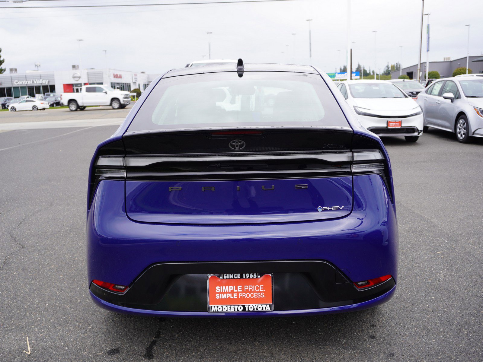 New 2026 Toyota Prius Plug-In Hybrid image 9