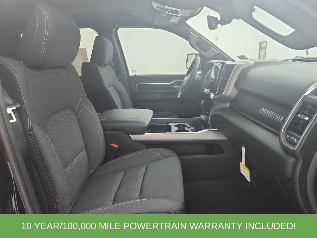 New 2026 RAM 1500 4x4 Crew Cab image 33