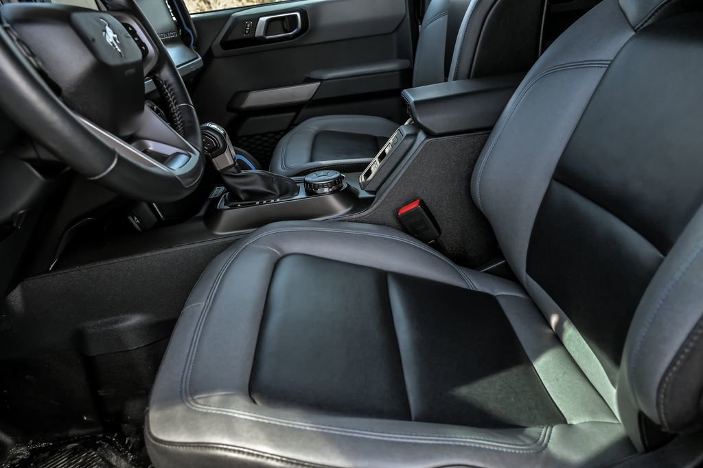 Used 2023 Ford Bronco Black Diamond image 13