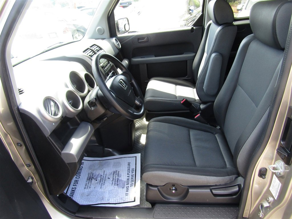Used 2004 Honda Element EX image 13