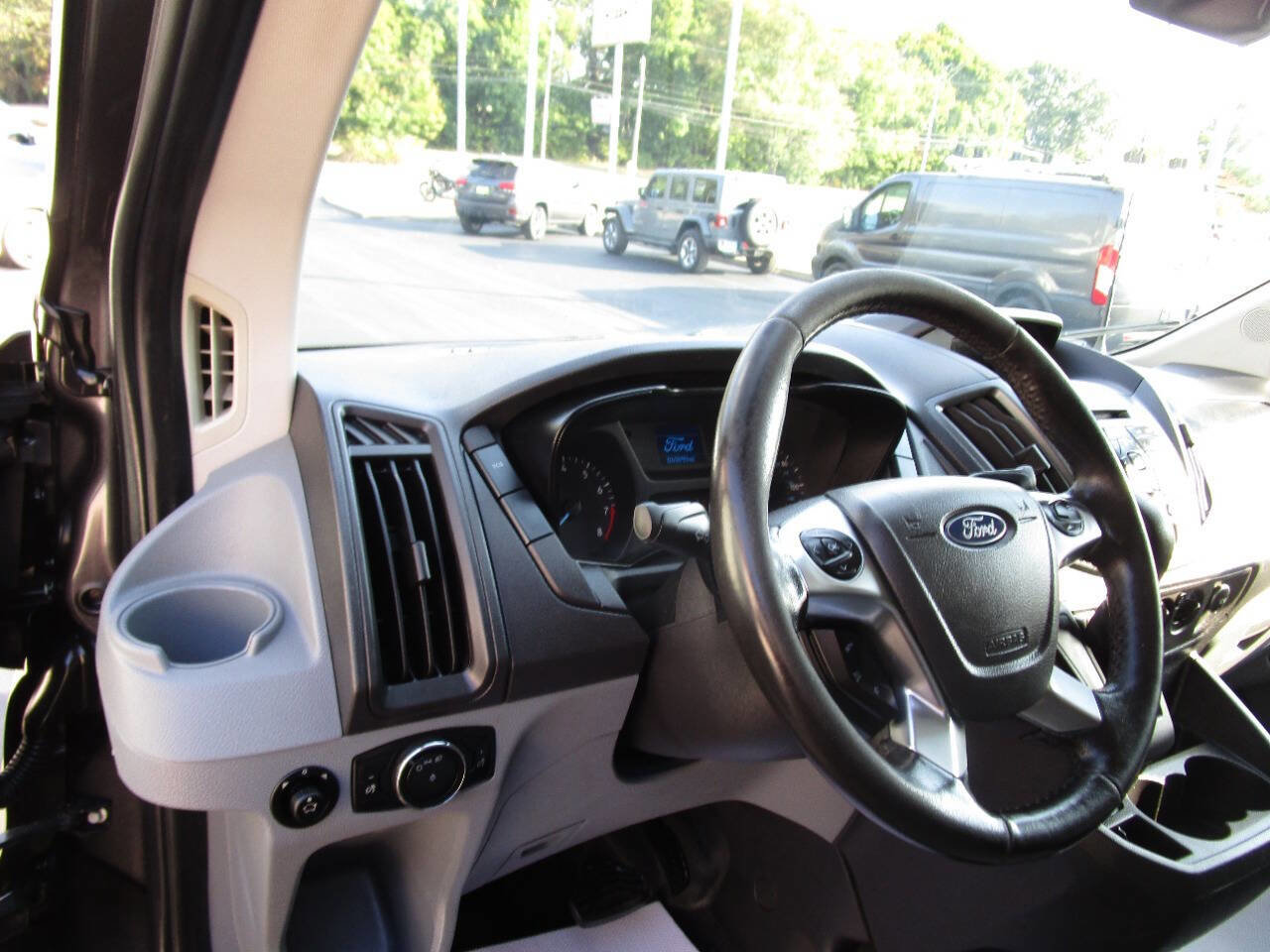 Used 2016 Ford Transit 150 130 Low Roof image 22