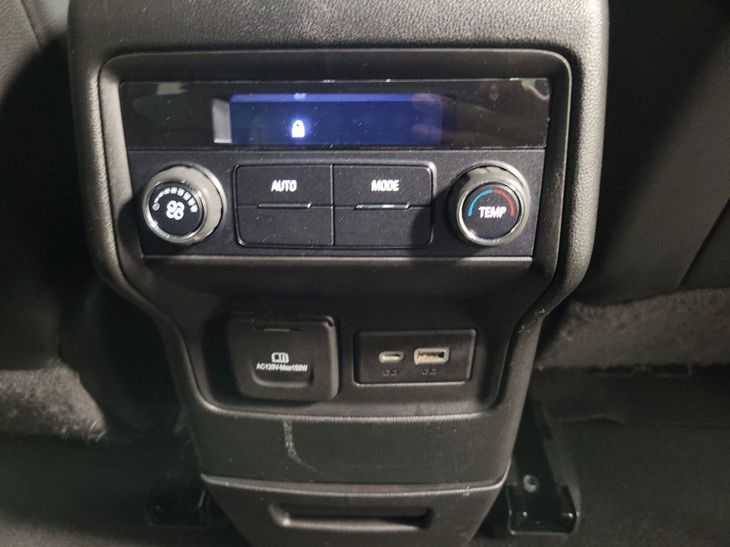 Used 2020 GMC Acadia SLT image 27