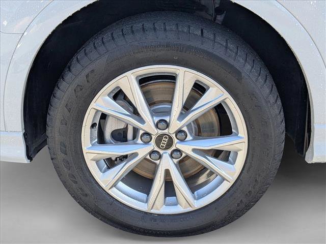 Certified 2024 Audi Q3 2.0T Premium Plus w/ Premium Plus Package image 22