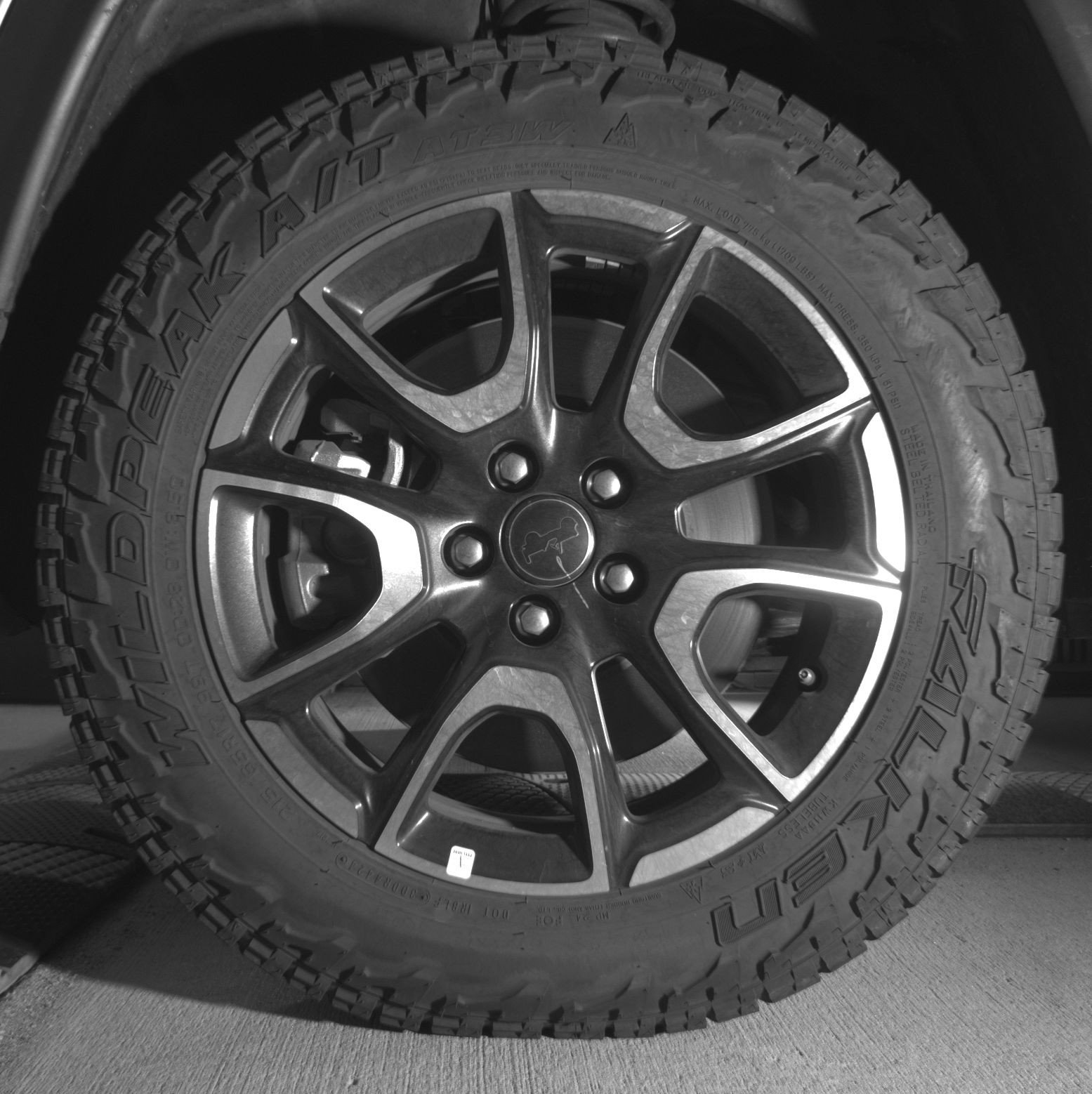 Used 2025 Jeep Compass Trailhawk AWD/4WD image 12