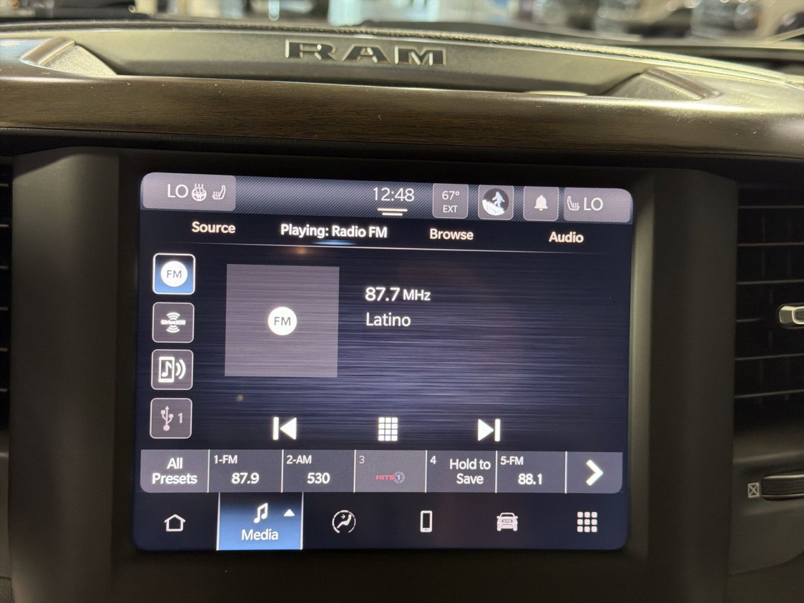 Used 2022 RAM 1500 Laramie image 34