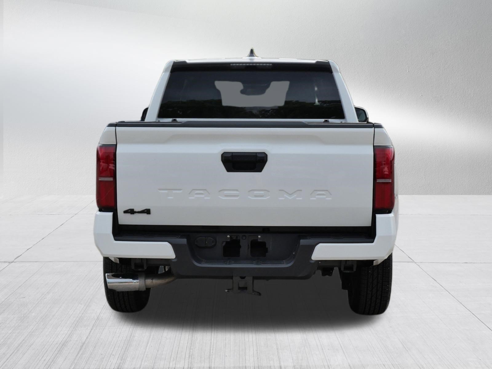Certified 2024 Toyota Tacoma SR5 AWD/4WD image 7