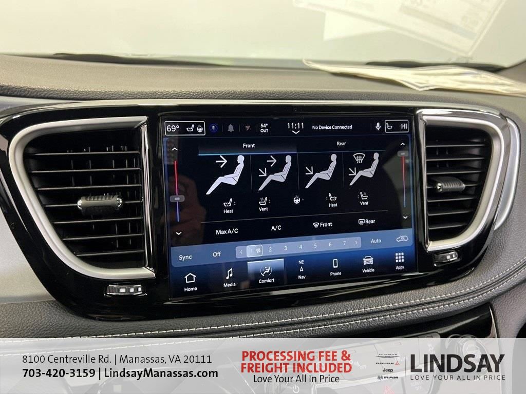 New 2026 Chrysler Pacifica Limited w/ S Appearance Package FWD image 36