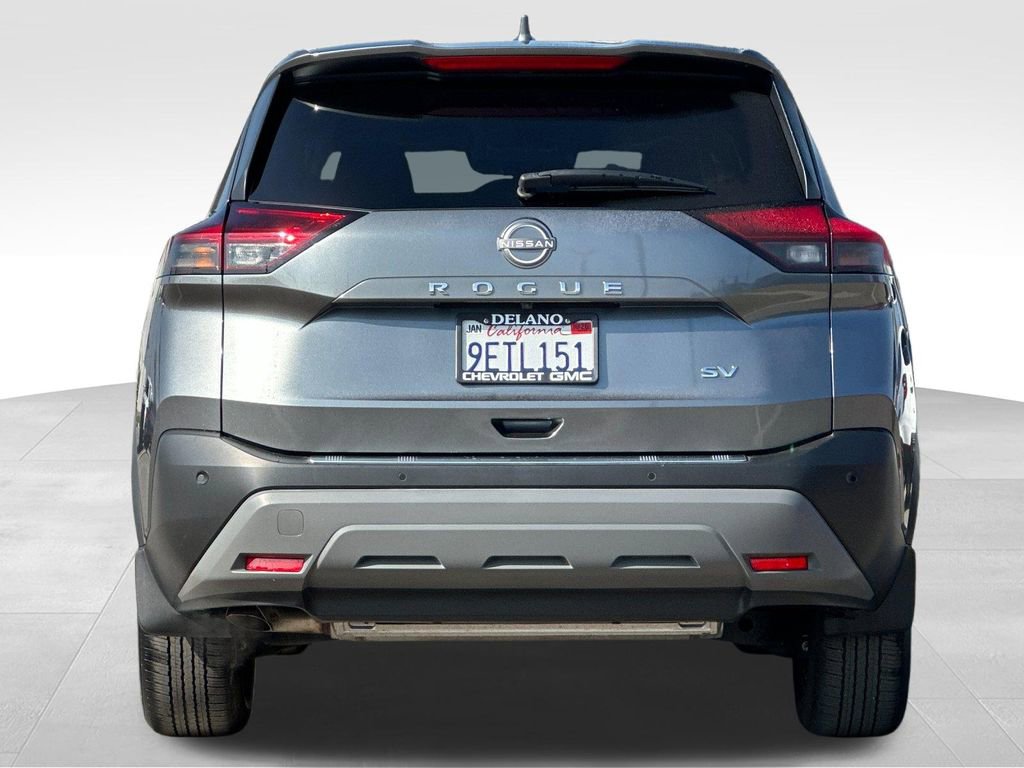 Used 2023 Nissan Rogue SV image 4