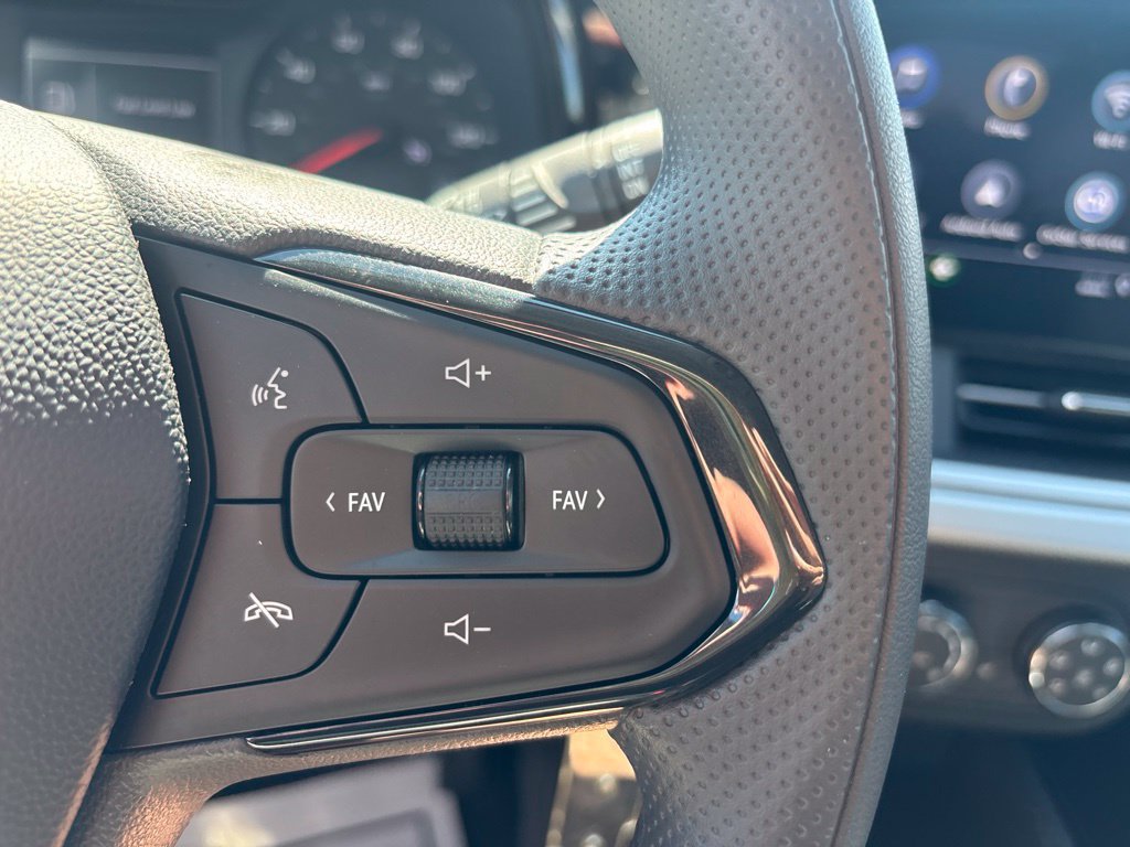 New 2026 Chevrolet Trax LS w/ LS Convenience Package FWD image 14