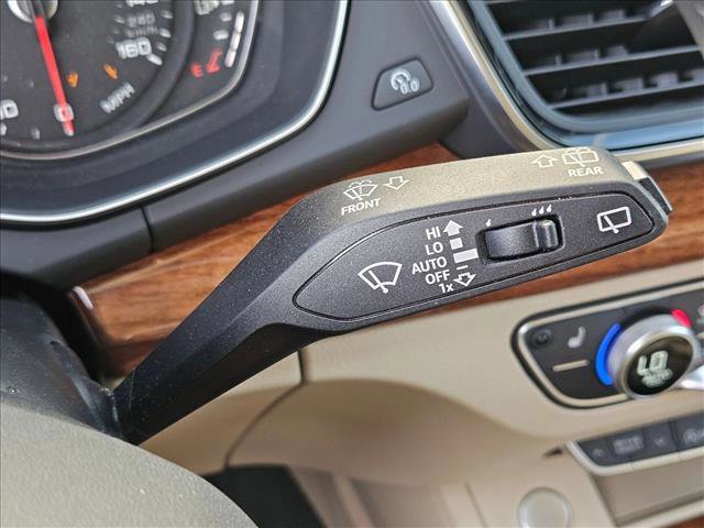 Used 2023 Audi Q5 2.0T Premium w/ Convenience Package AWD/4WD image 14