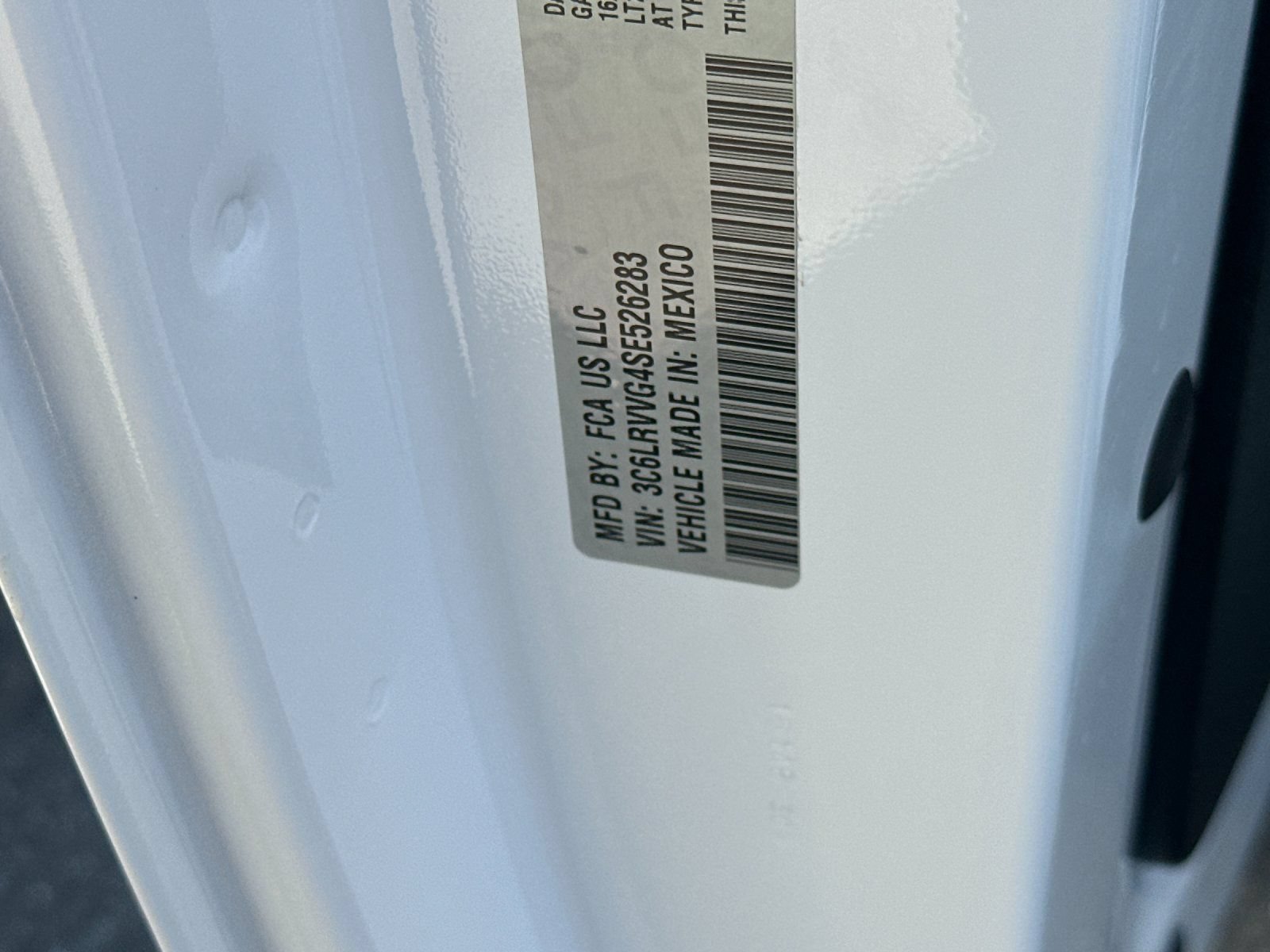 Used 2025 RAM ProMaster 2500 w/ U-Haul Equipment Group FWD image 28