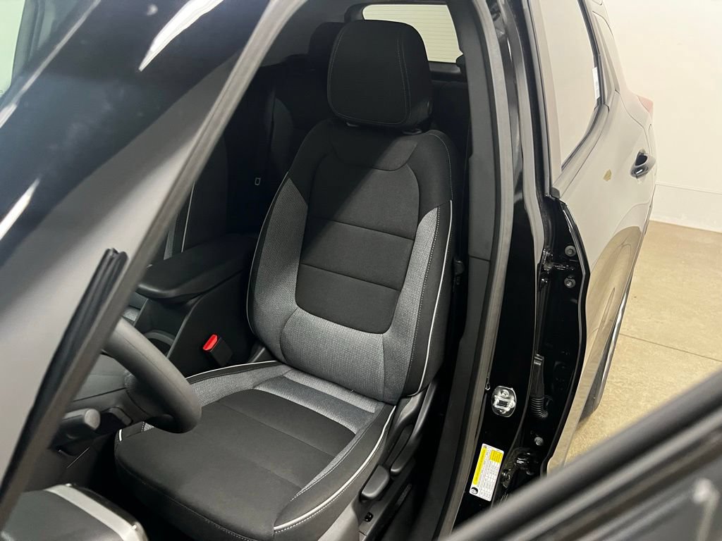 New 2026 Chevrolet TrailBlazer LS w/ LS Convenience Package FWD image 25
