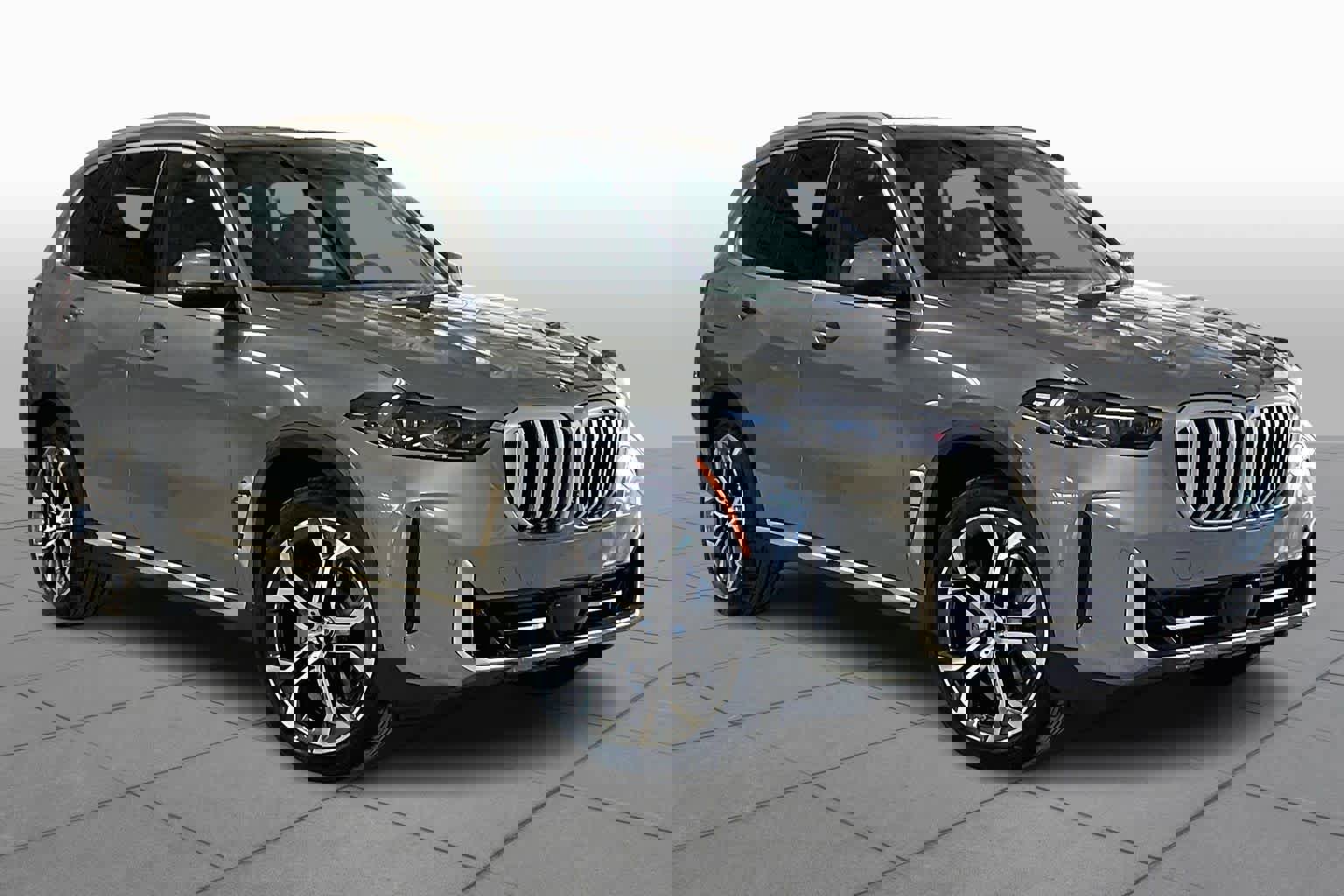 New 2026 BMW X5 xDrive40i w/ Climate Comfort Package image 2