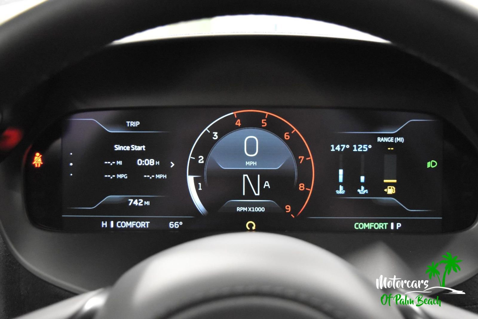 Used 2025 McLaren 750S image 48