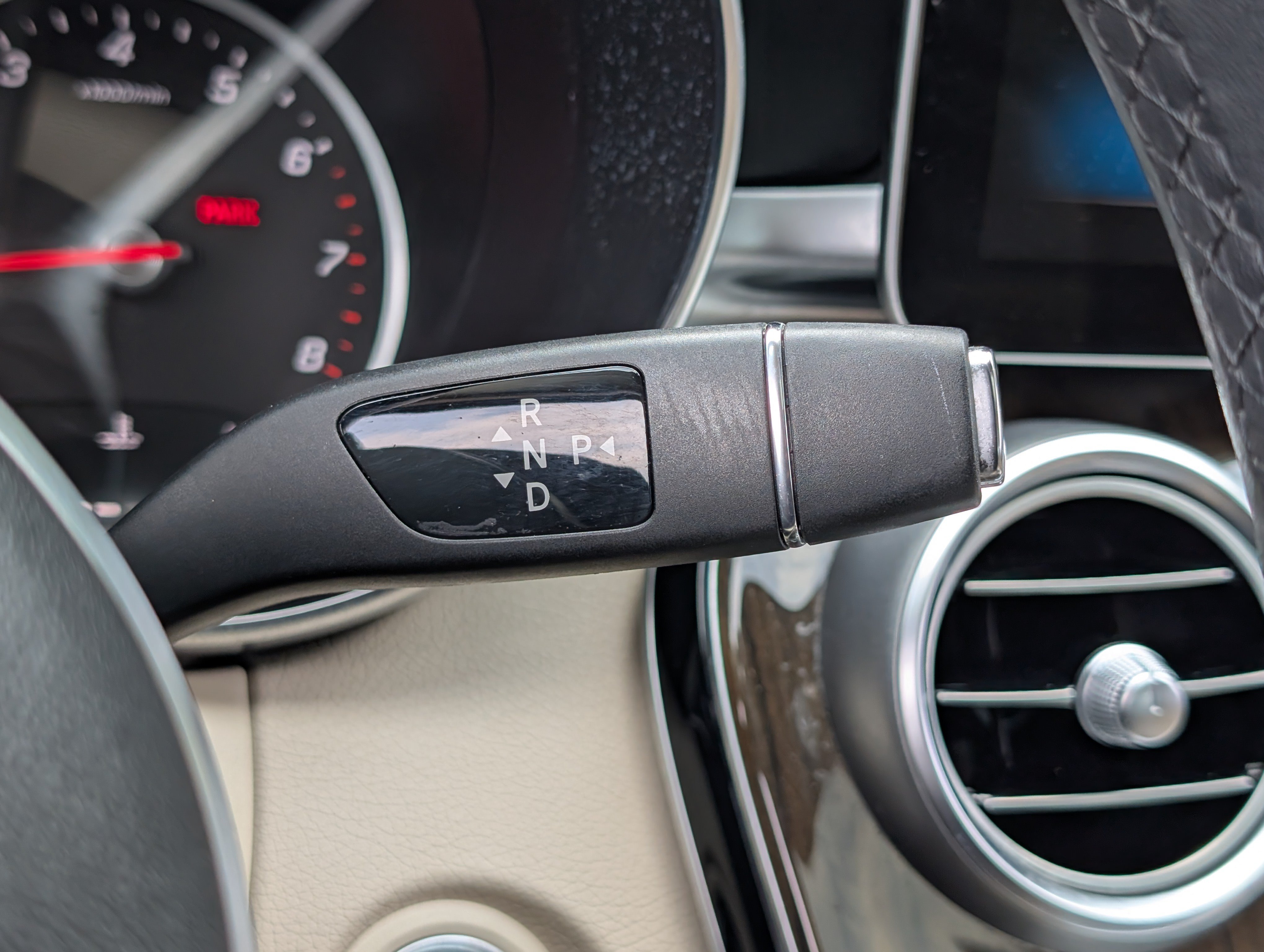Used 2020 Mercedes-Benz C 300 Sedan image 31