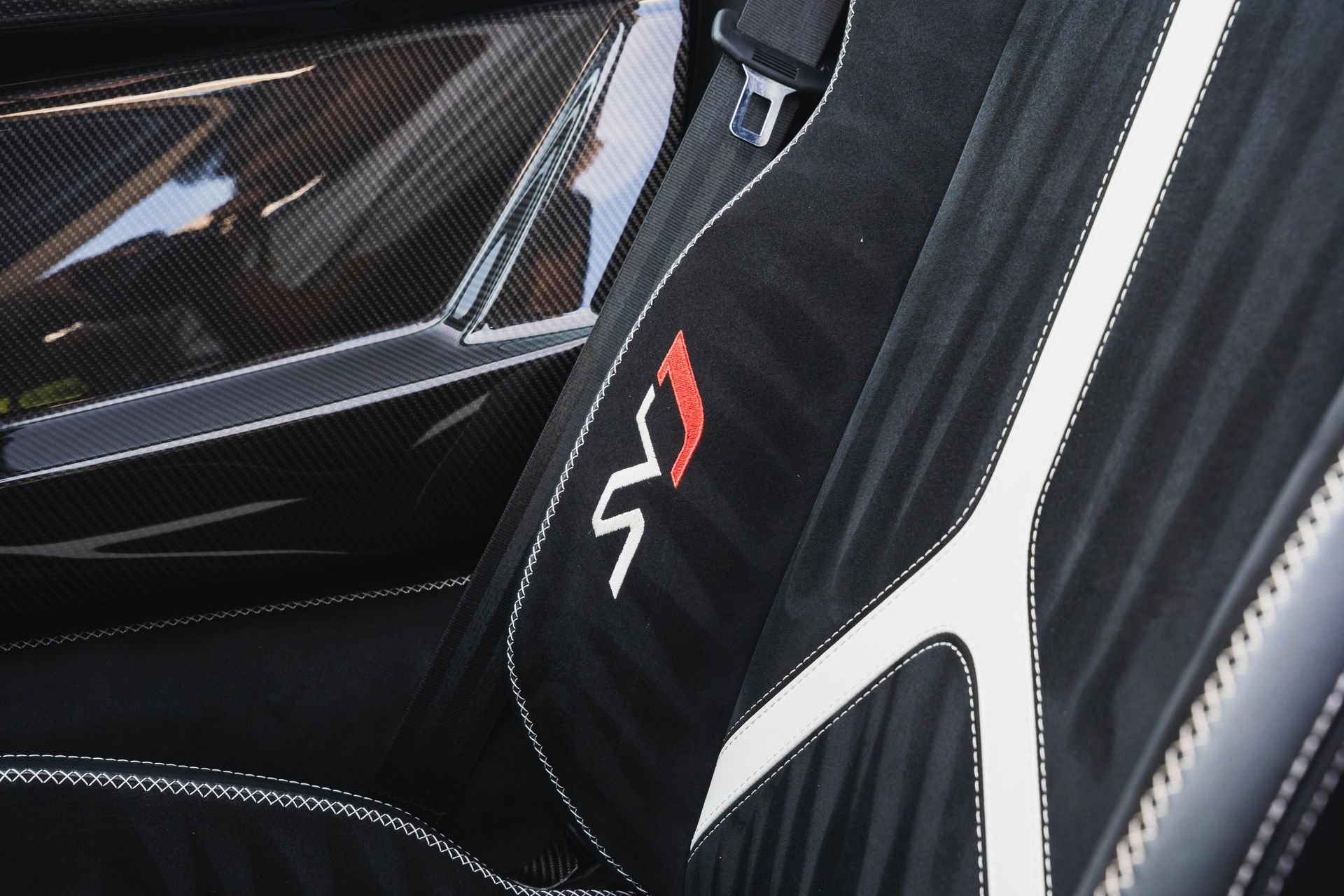 Used 2021 Lamborghini Aventador SVJ AWD/4WD image 65