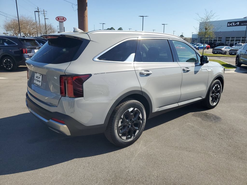 New 2026 Kia Sorento S w/ S Panoramic Sunroof Package FWD image 4
