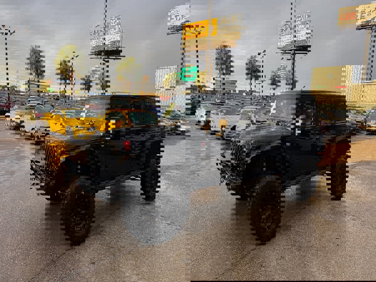 Used 2014 Jeep Wrangler Unlimited Rubicon image 7