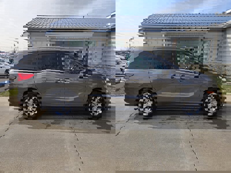 Used 2018 Honda Odyssey EX-L image 2