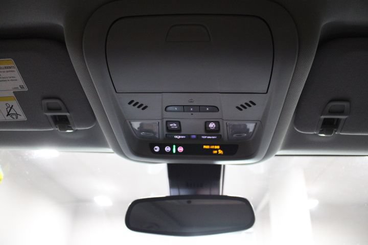 Used 2024 GMC Terrain SLT w/ Tech Package AWD/4WD image 39