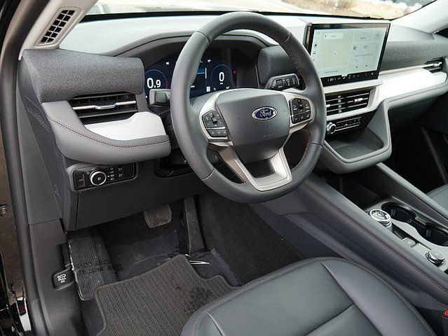 New 2026 Ford Explorer Active w/ Active Comfort Package AWD/4WD image 11