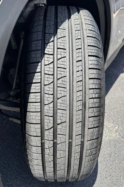 Used 2022 Mercedes-Benz GLC 300 w/ Premium Package Lite image 15