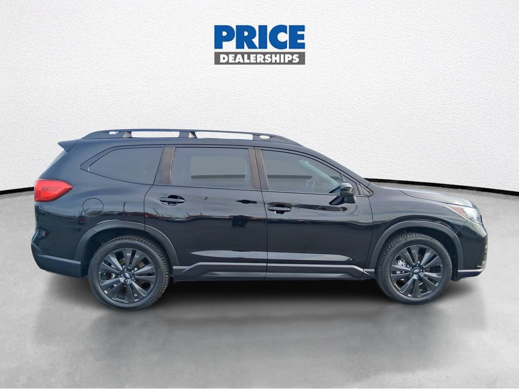 Used 2022 Subaru Ascent Onyx Edition image 4