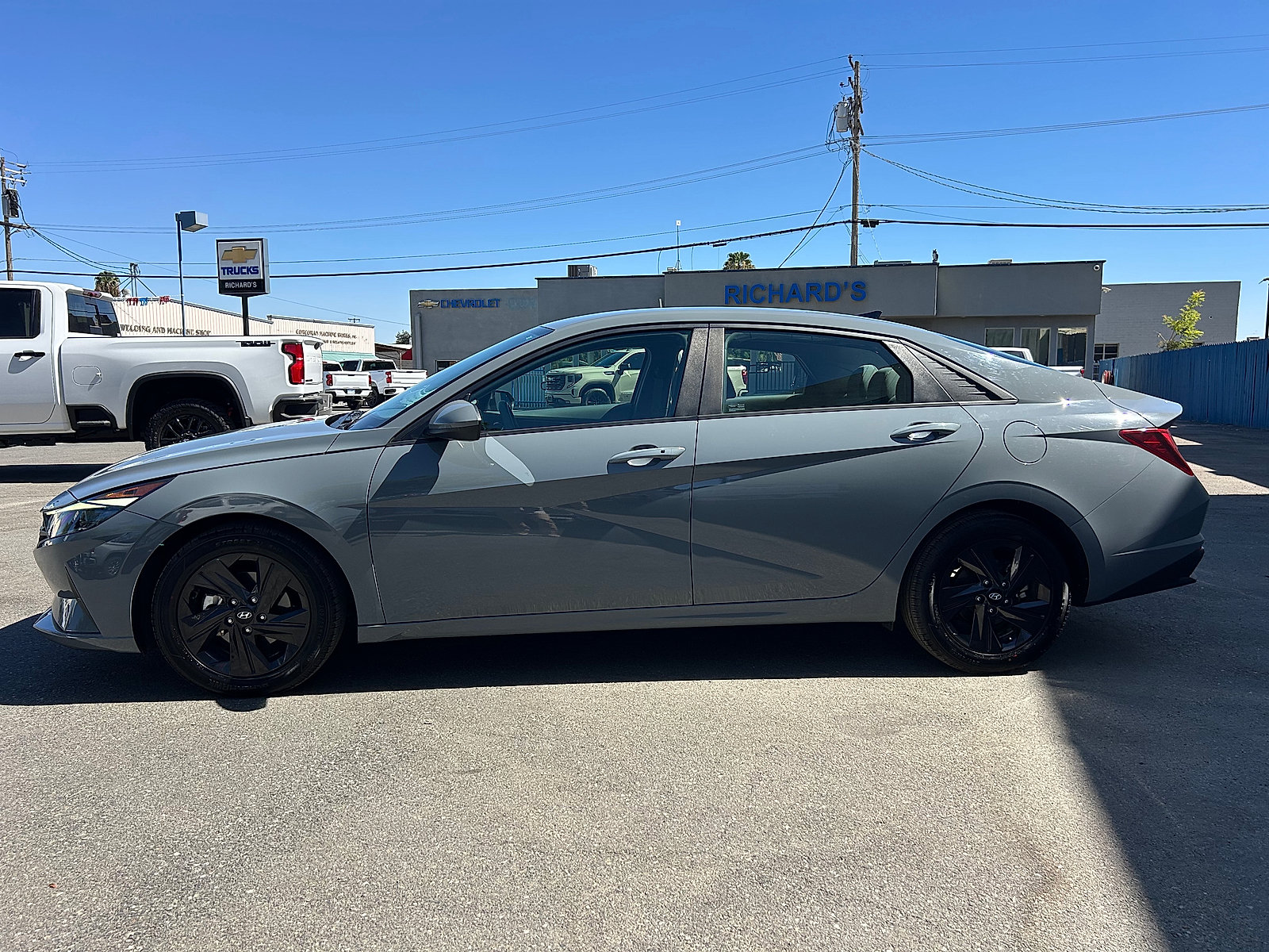 Used 2021 Hyundai Elantra SEL FWD image 6