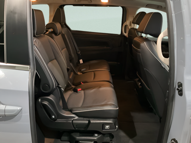 Certified 2025 Honda Odyssey Touring image 26