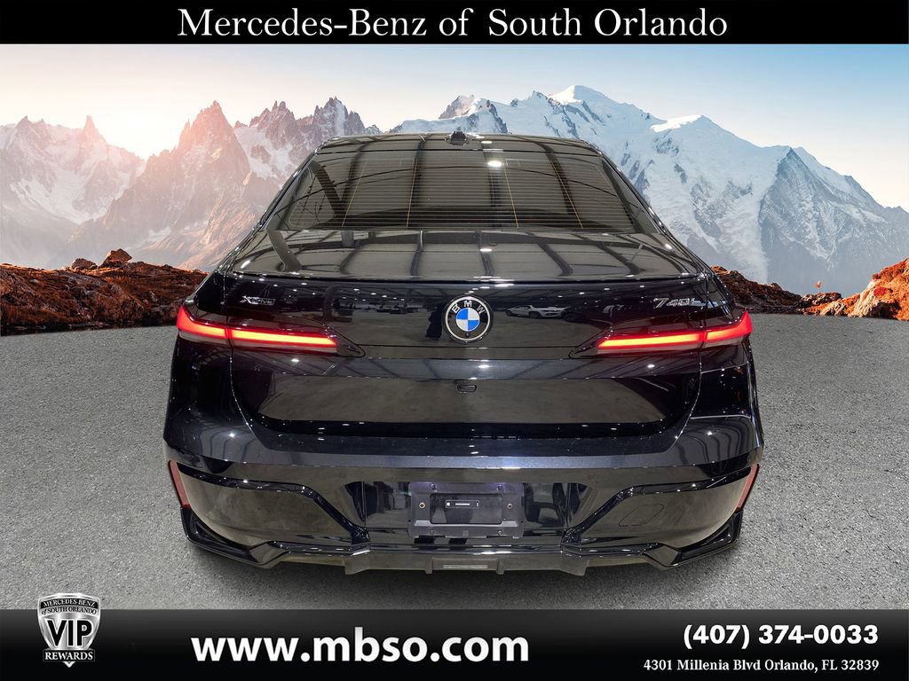 Used 2024 BMW 740i xDrive w/ Executive Package image 14