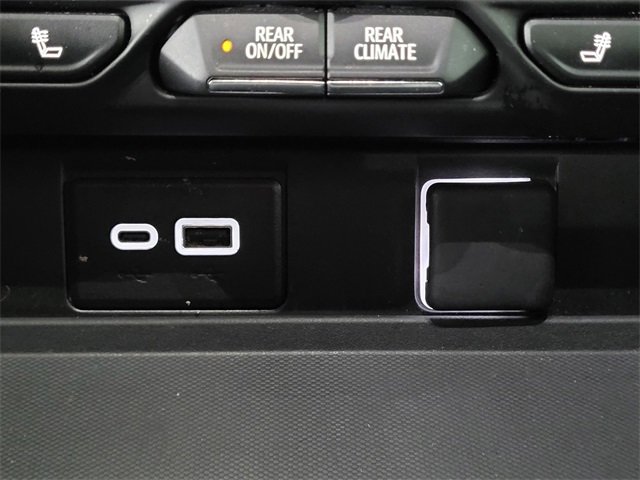 Used 2024 Chevrolet Suburban LT image 14