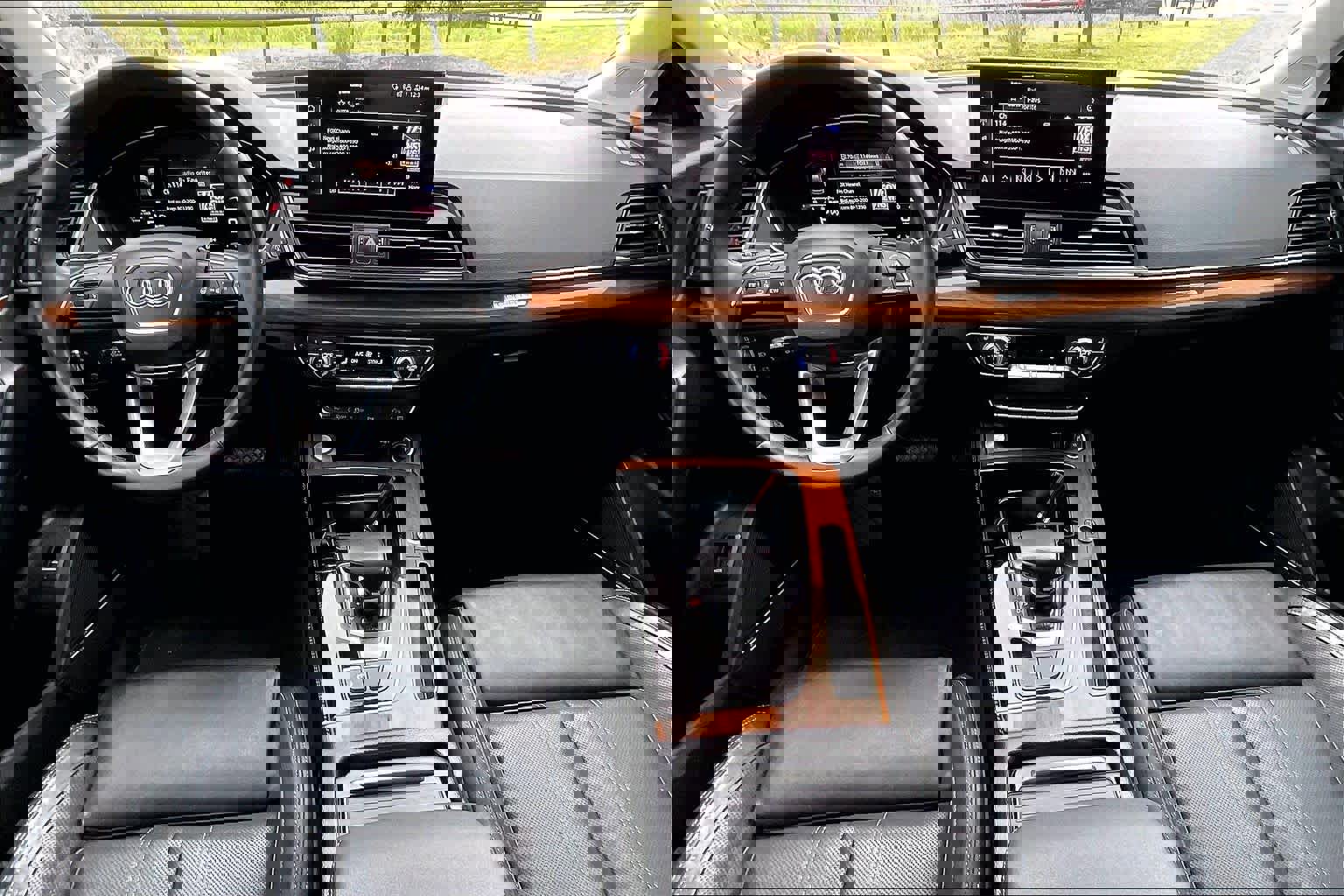 Used 2021 Audi Q5 Premium Plus image 15