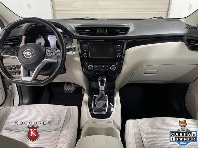 Used 2022 Nissan Rogue Sport SL AWD/4WD image 14
