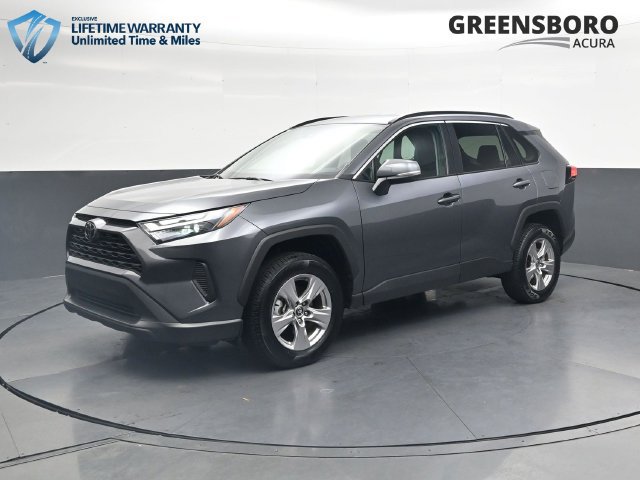 Used 2025 Toyota RAV4 XLE FWD image 11