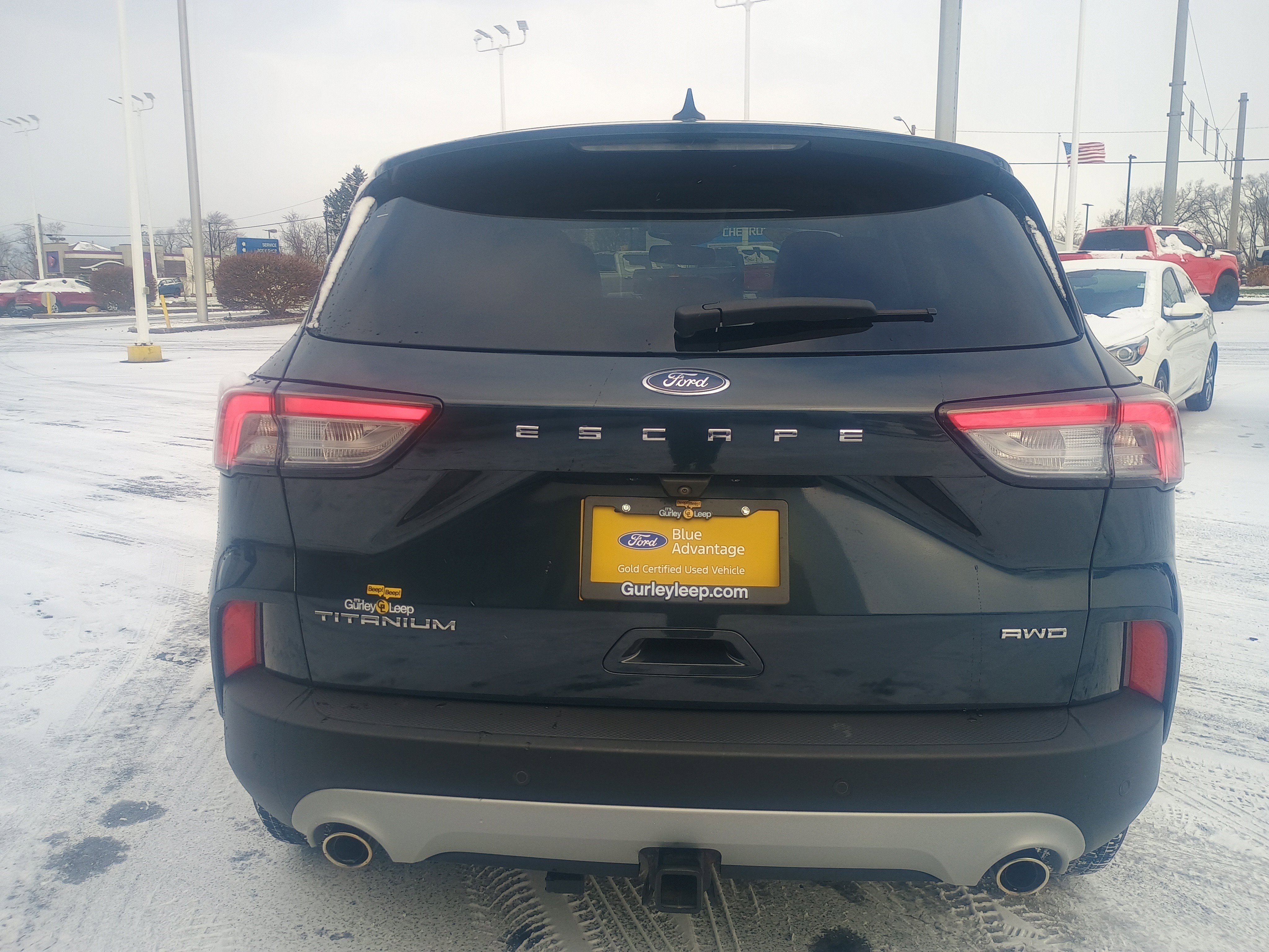 Certified 2022 Ford Escape Titanium w/ Class II Trailer Tow Package image 12