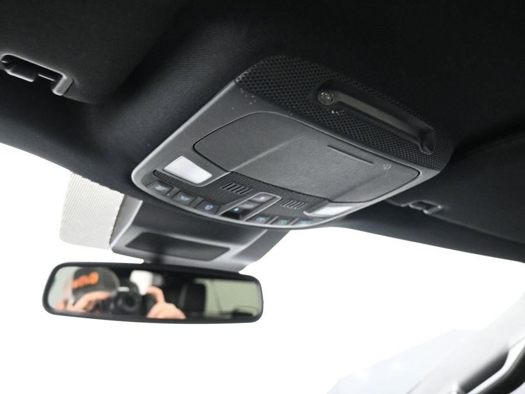 Used 2021 Ford Expedition Max Limited image 19