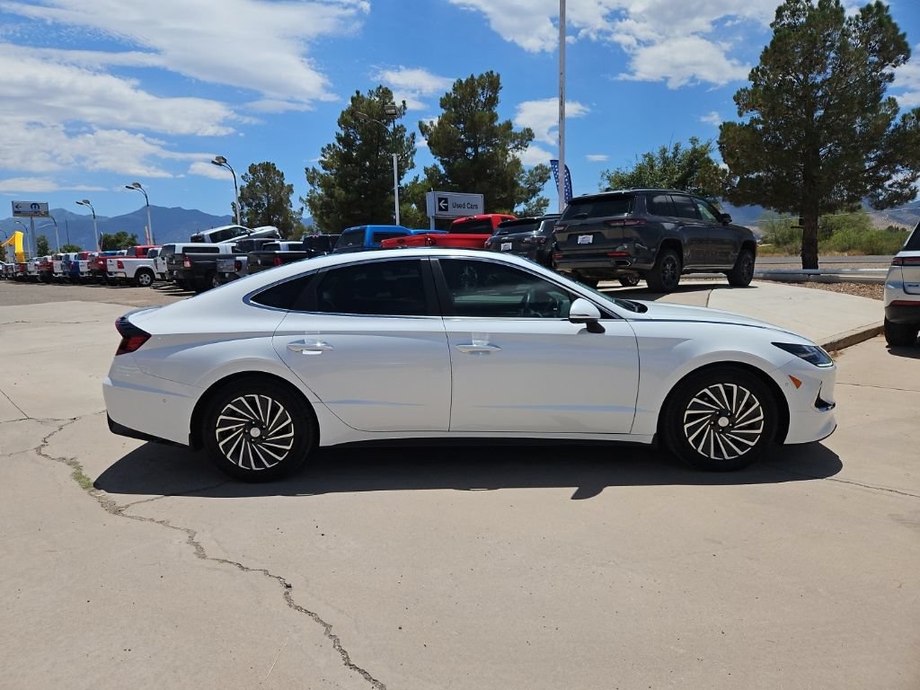 Used 2022 Hyundai Sonata Limited FWD image 4